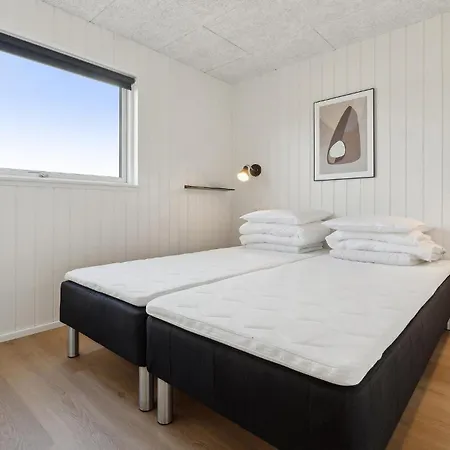 Pet-friendly In With Sauna Hébergement de vacances Otterup