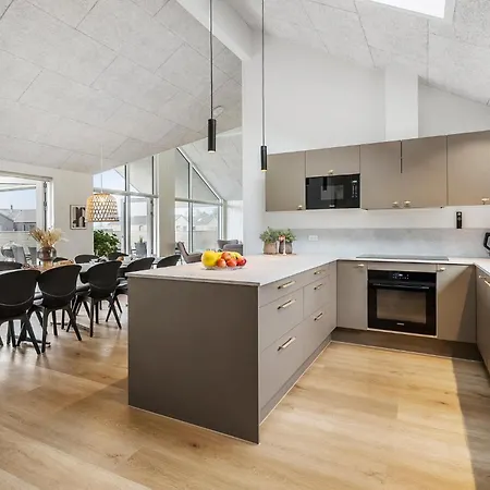 別荘 Pet-friendly In With Sauna オテルプ